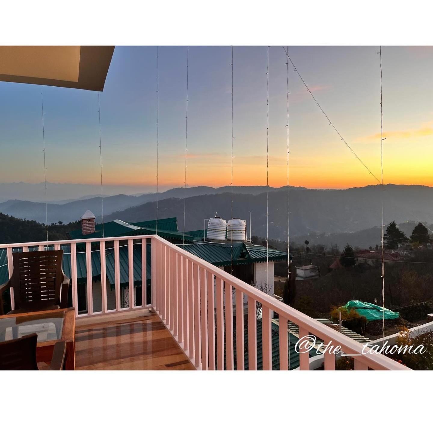 The Tahoma Stays- มุกเตชวาร์ ภายนอก รูปภาพ
